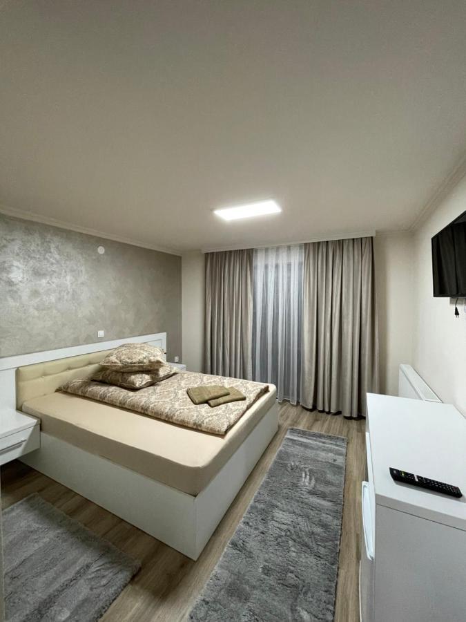Conacul Pestera Ursilor Chiscau Extérieur photo