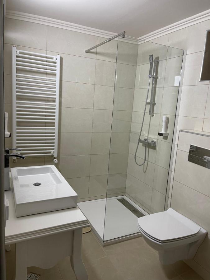 Conacul Pestera Ursilor Chiscau Extérieur photo