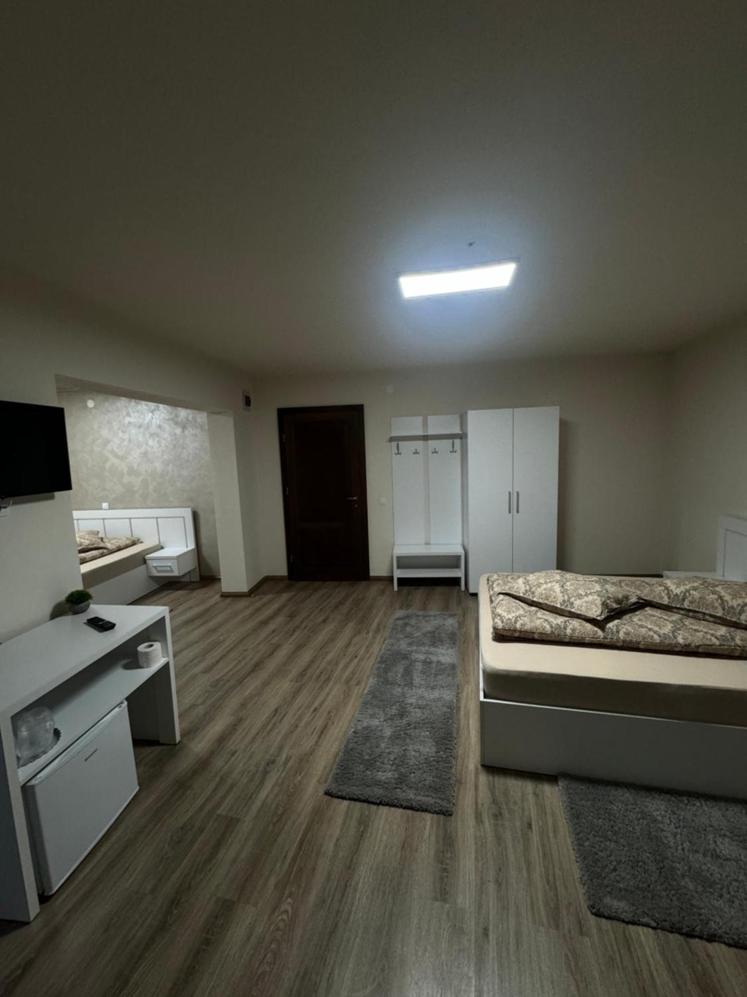 Conacul Pestera Ursilor Chiscau Extérieur photo